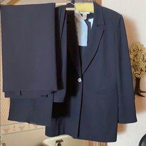 Ladies Suit - 3 pieces
